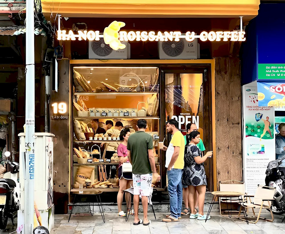 A small coffee shop but always bustling with customers